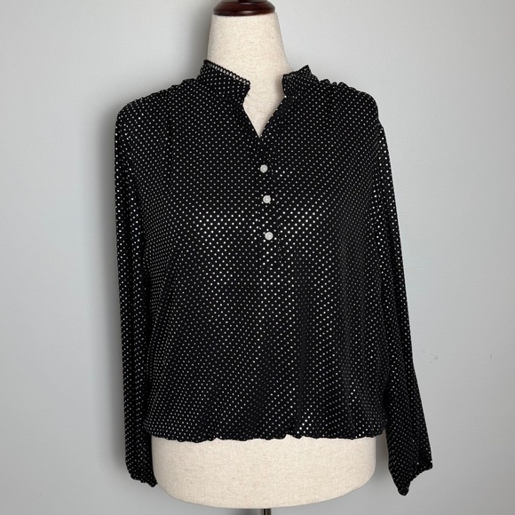 Tommy Hilfiger Tops - NWT Tommy Hilfiger Top / Blouse